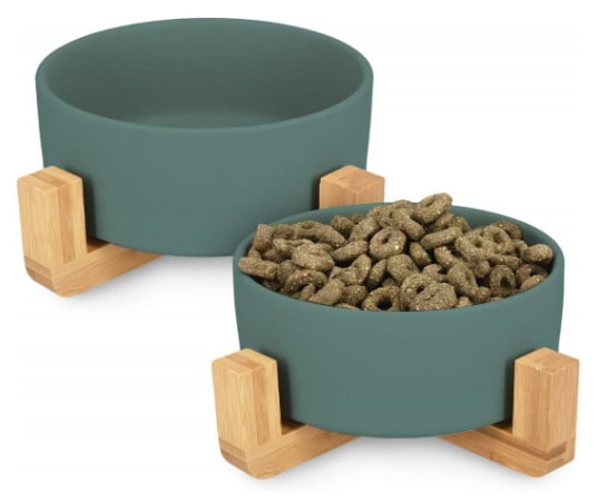 Gamelle pour chat design surélevée en céramique ou inox, lot de 2 bols eau et manger croquettes lentement support bambou top6